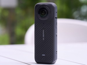 Insta360 X4全景相機：畫質升級但App體驗待提升