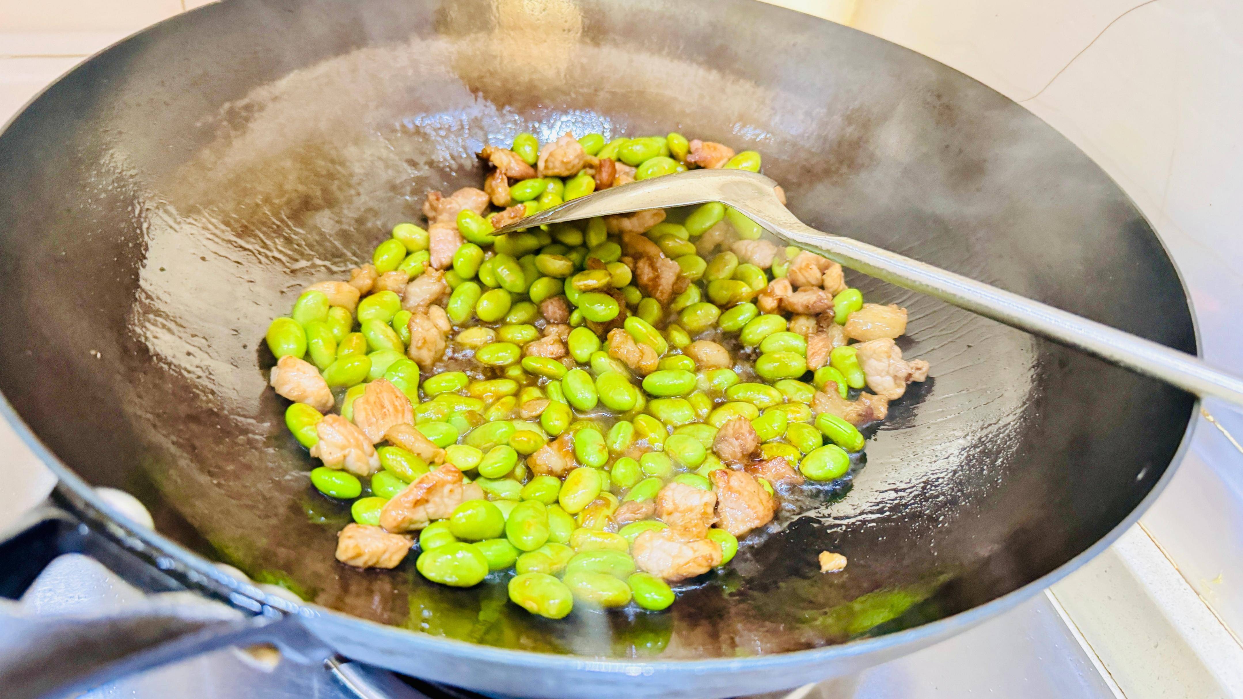 家常菜毛豆炒肉