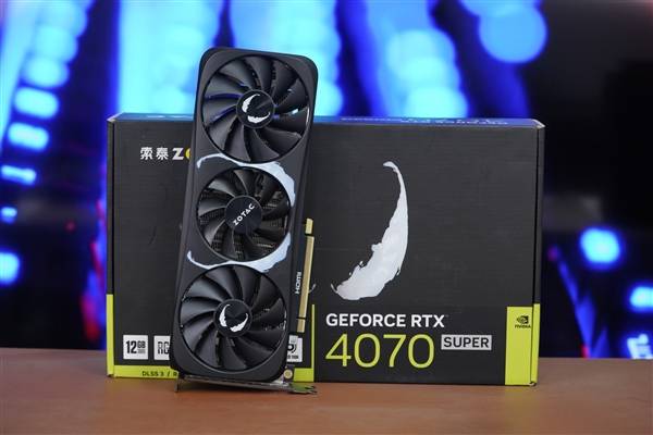 索泰GeForce RTX 4070 SUPER毒液联名显卡