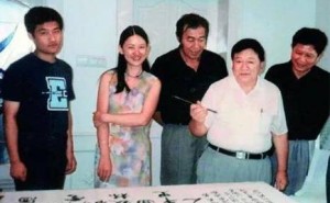 齐白石孙女携真迹鉴宝，专家误判赝品，真相揭晓后引人深思