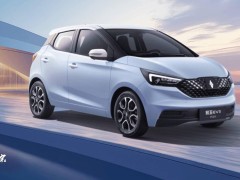 江鈴易至EV3 PLUS掀背車上市，續(xù)航330公里，舒適型僅售6.28萬元起