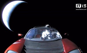 特斯拉跑车“变身”小行星？其实是马斯克座驾仍在太空翱翔