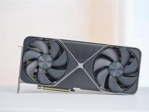 RTX 5080顯卡美圖賞析：雙風扇小巧設計，Blackwell 2.0架構性能如何？