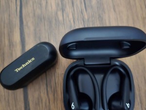 沃尔玛顾客竟提前拿到苹果Powerbeats Pro 2耳机！