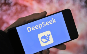 DeepSeek热潮下，手机厂商竞相接入，小米苹果为何沉默？