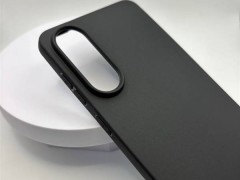 三星Galaxy S25 edge手机壳曝光，6.4mm超薄设计，将与iPhone 17 Air争锋？