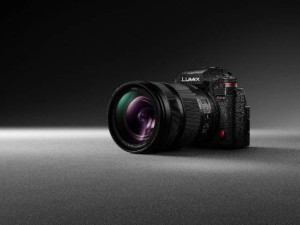 松下LUMIX S1RM2全畫幅微單發布：4430萬像素，售價約2.4萬人民幣