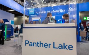 英特尔Panther Lake处理器实物亮相，下半年将以酷睿Ultra 300系列发布