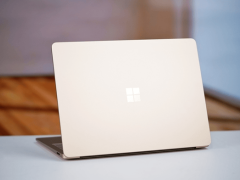 微軟Surface Laptop 7退貨率攀升，電商平臺亮黃燈警告？