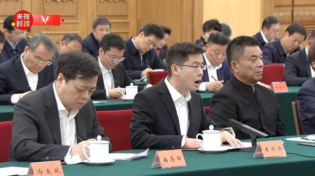 王兴兴在民营企业座谈会现场