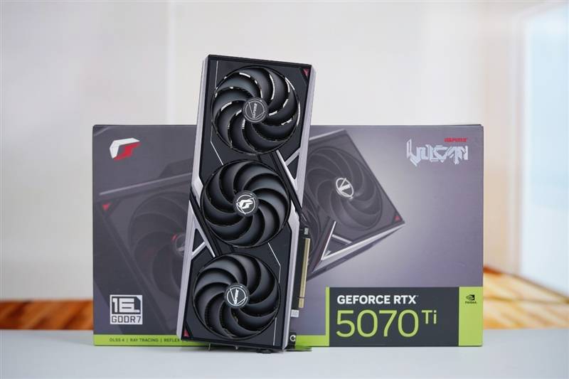 RTX 5070 Ti顯卡細節